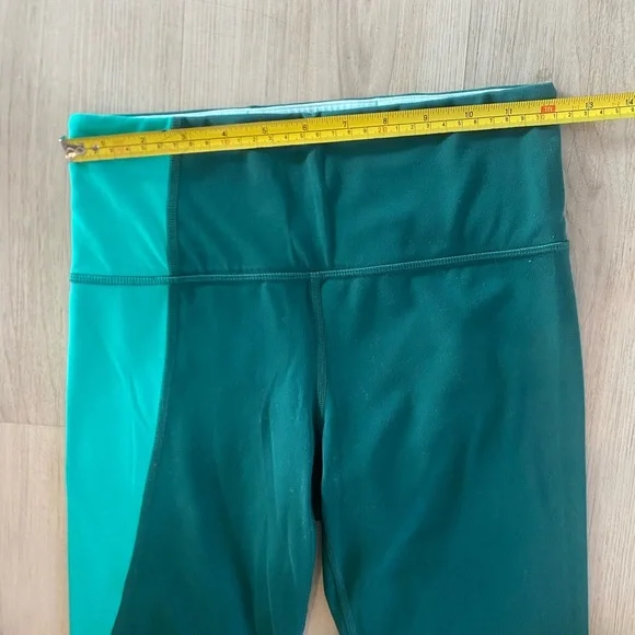 Athleta Elation Asym 7/8” Colorblock Leggings - Picture 6 of 10